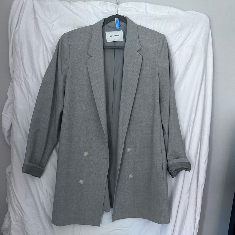 Aritzia Babaton Wool Blazer. Women’s Large. Fits oversized.